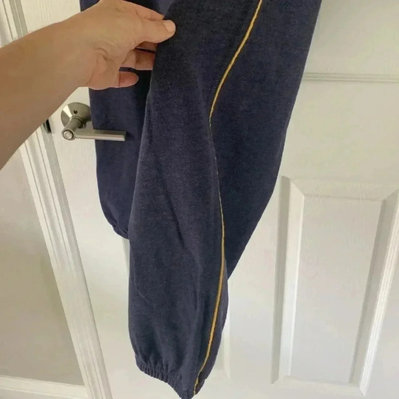 Victoria’s Secret pink navy blue Michigan Wolverines sweatsuit set size small - Picture 5 of 16